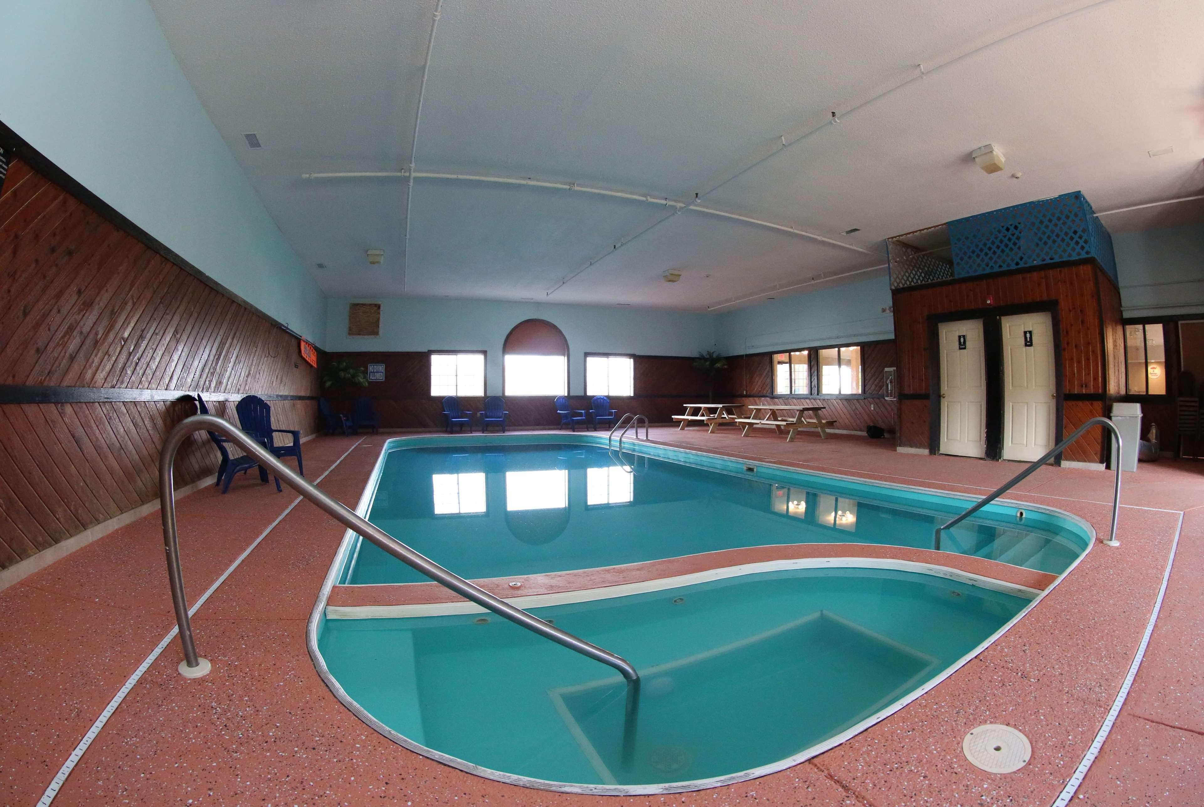 Hotel Super 8 By Wyndham Portsmouth Rosemount Zewnętrze zdjęcie