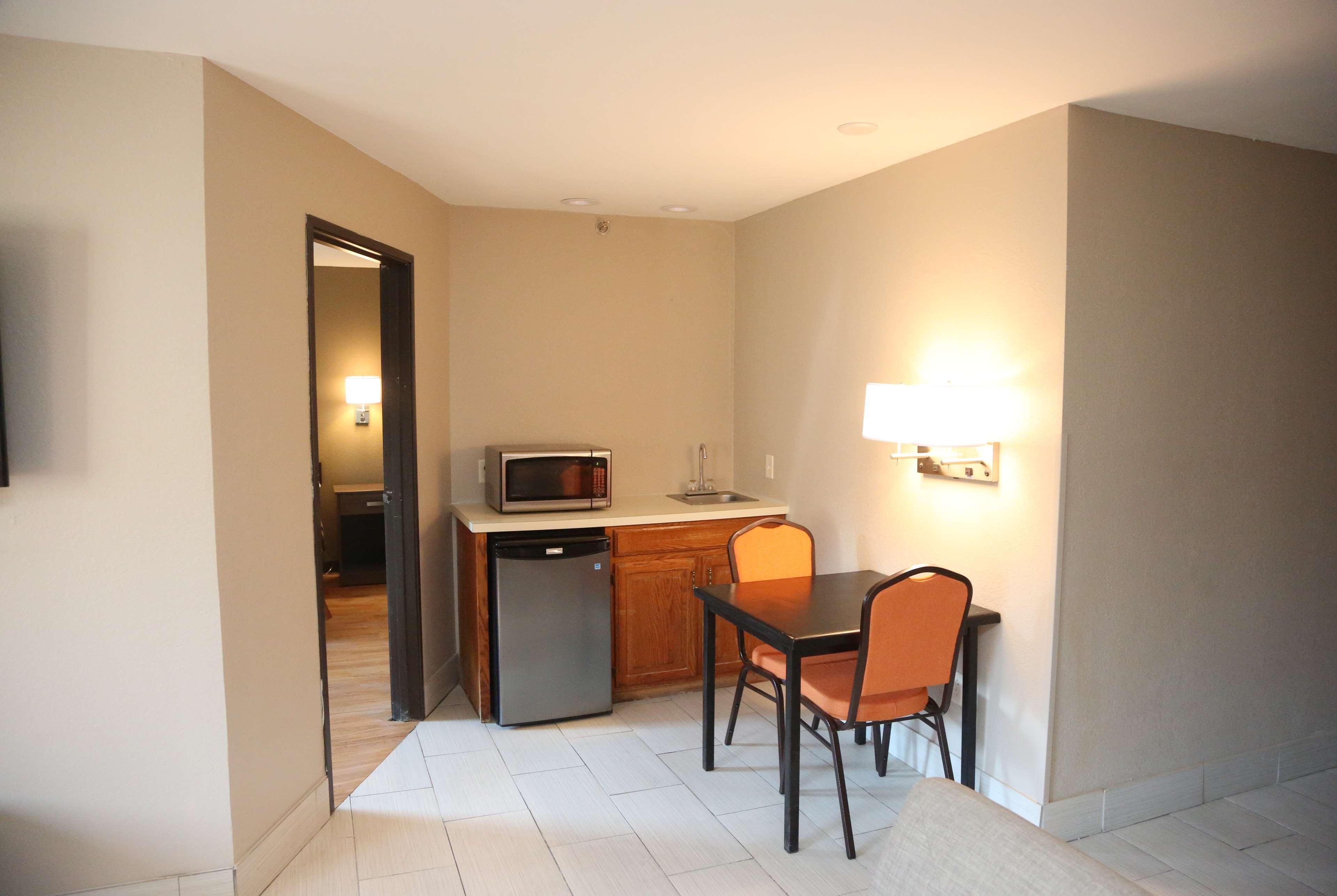 Hotel Super 8 By Wyndham Portsmouth Rosemount Zewnętrze zdjęcie